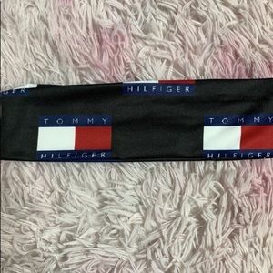 Tommy Hilfiger head wrap